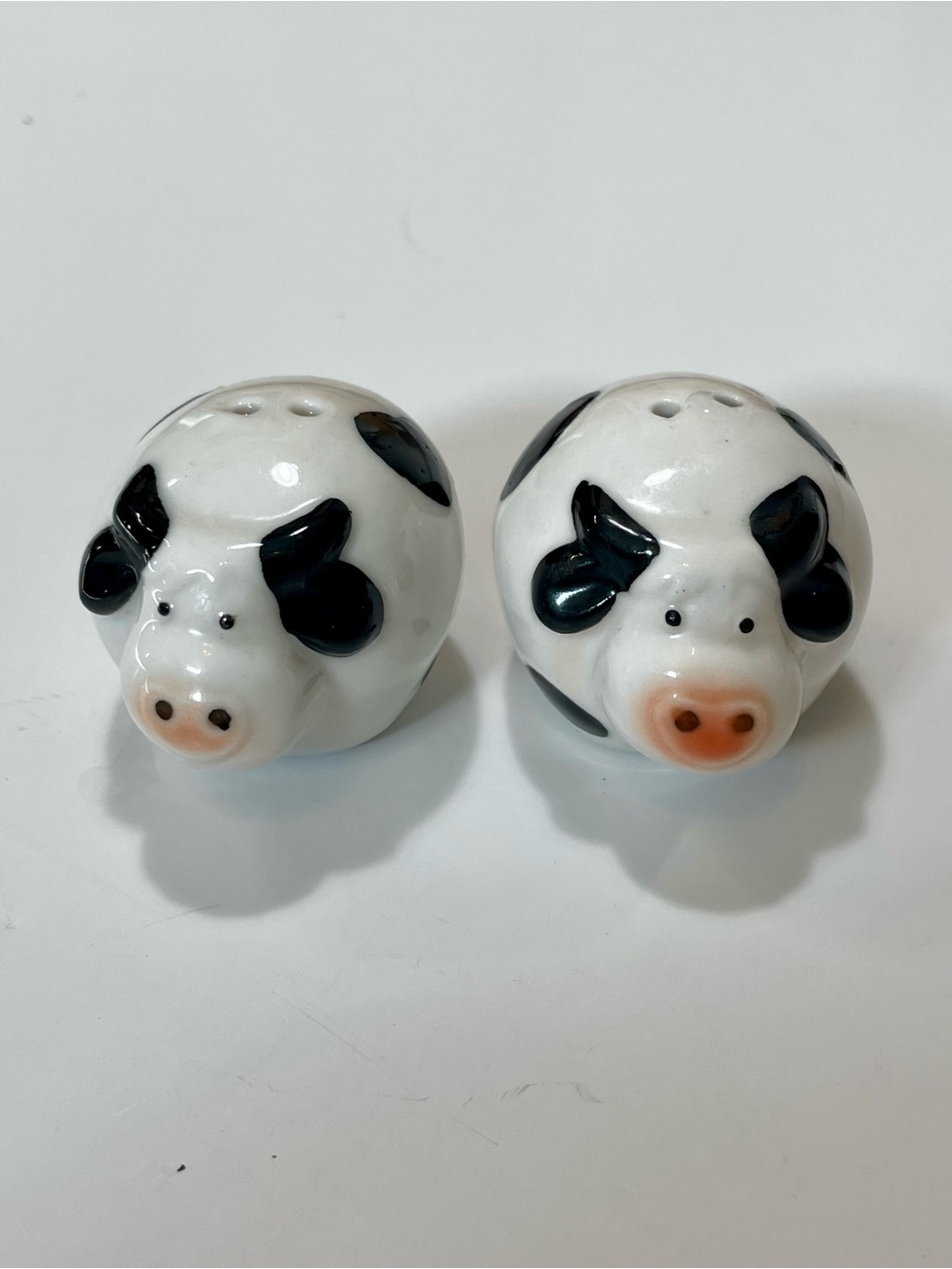 Cow Salt and Pepper Shakers - White and Black Like New
